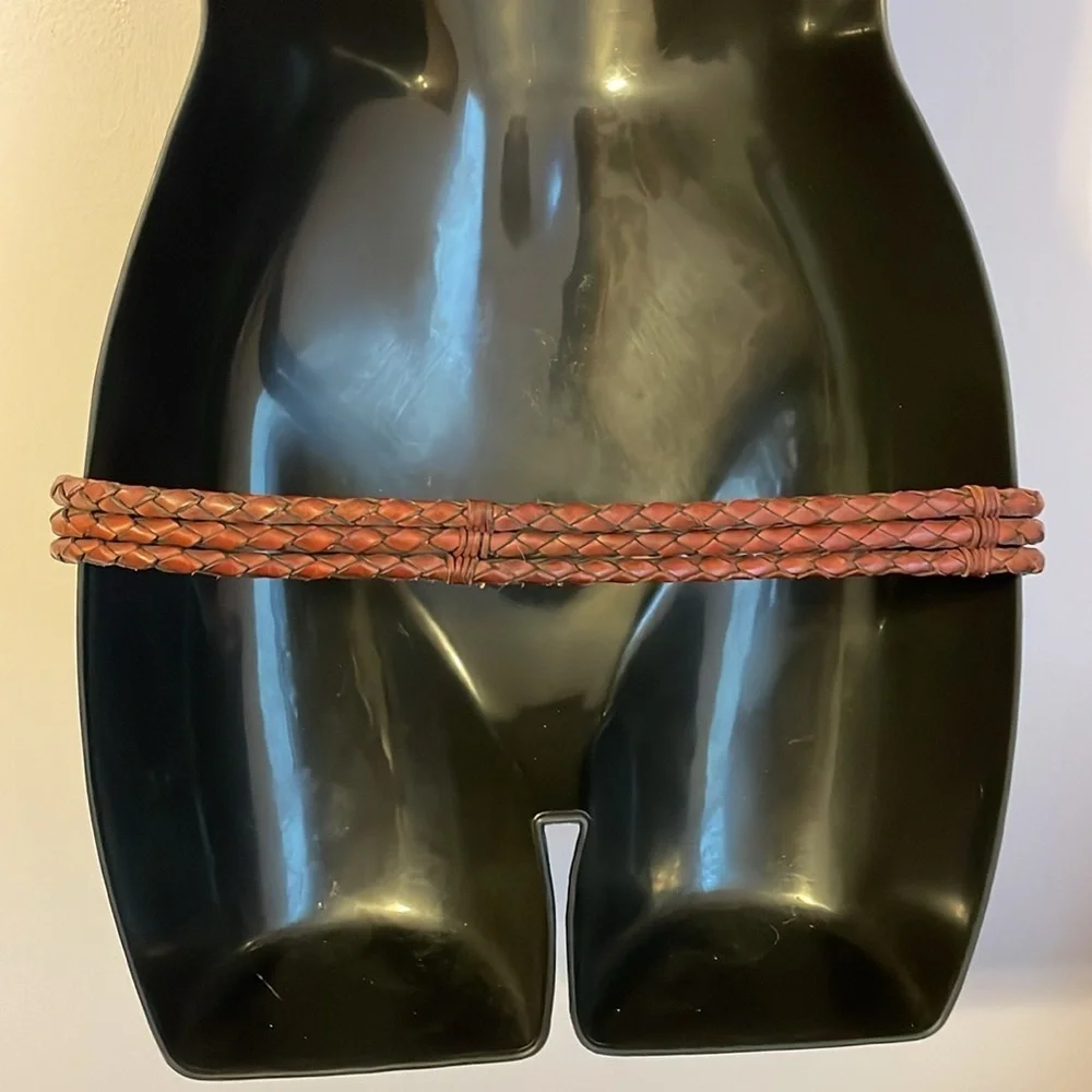 Leather Vintage 1995 Brown Belt with Silver Metal Basketweave Filagree Buckle L